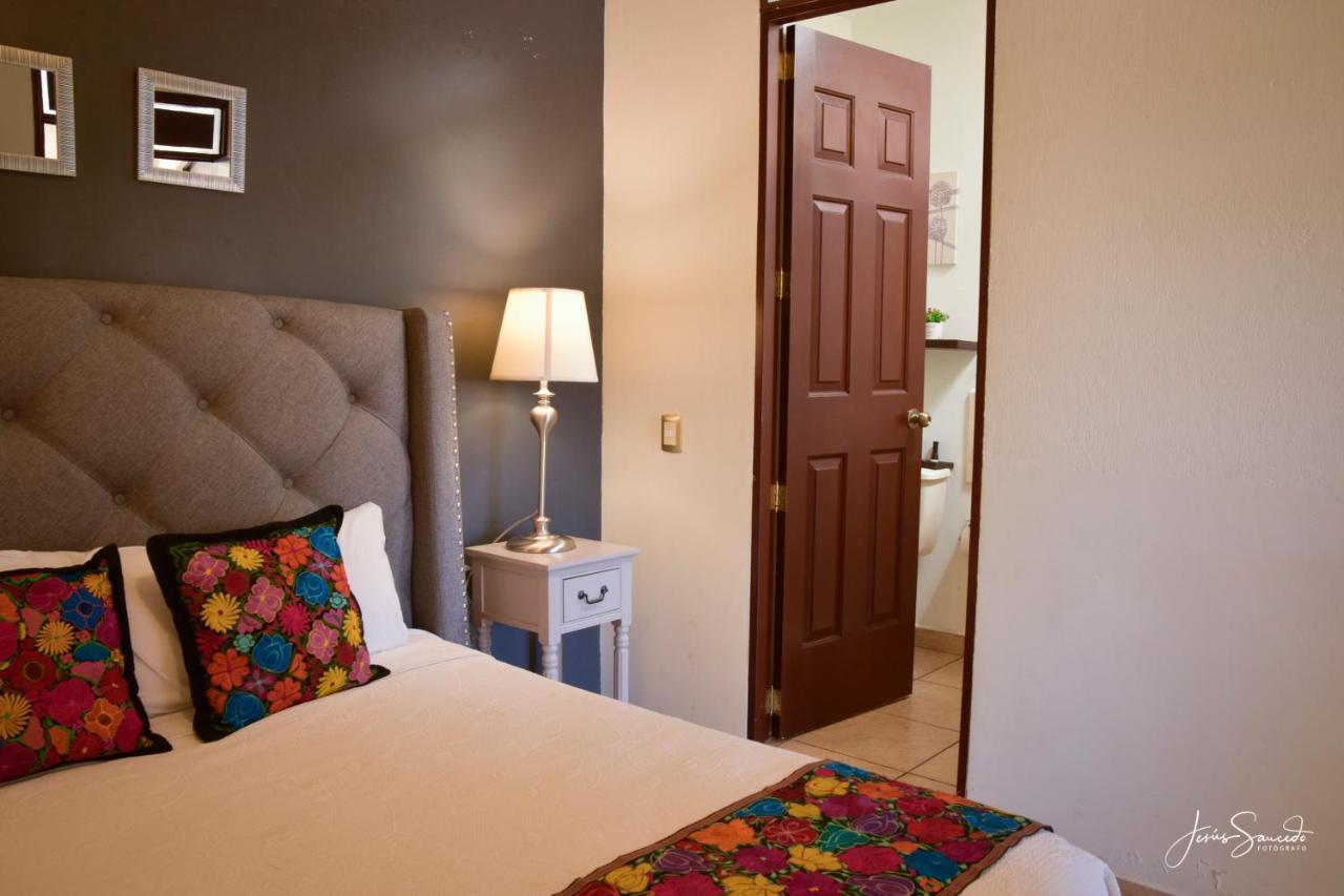 Del Centro Hotel Bernal Ngoại thất bức ảnh